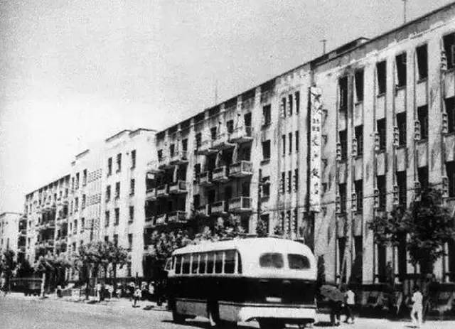 1956年的合肥长江饭店（当时名为安徽大旅社）